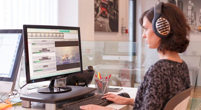 Malay subtitling for the deaf and hard of hearing